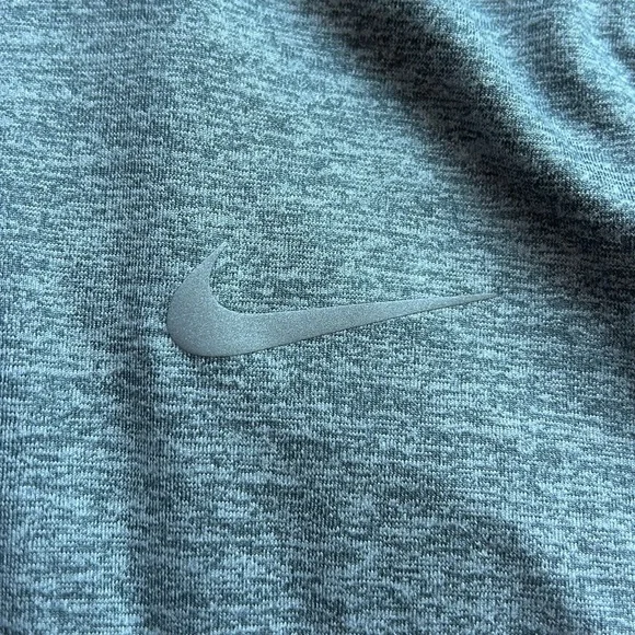 NWT Nike Element 1/4 Zip - Picture 4 of 7